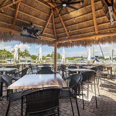 Marina Vibes - Sarasota Hotel South Bradenton ภายนอก รูปภาพ
