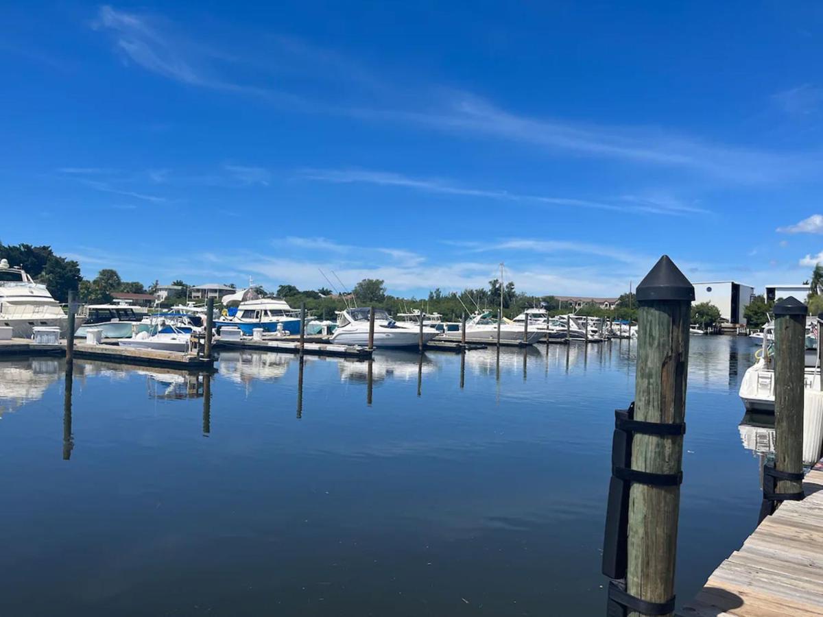 Marina Vibes - Sarasota Hotel South Bradenton ภายนอก รูปภาพ