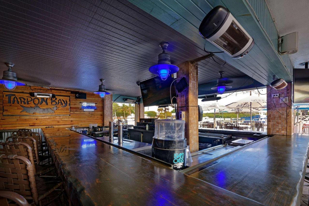 Marina Vibes - Sarasota Hotel South Bradenton ภายนอก รูปภาพ