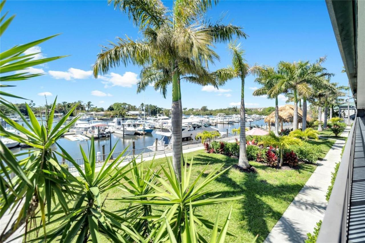 Marina Vibes - Sarasota Hotel South Bradenton ภายนอก รูปภาพ
