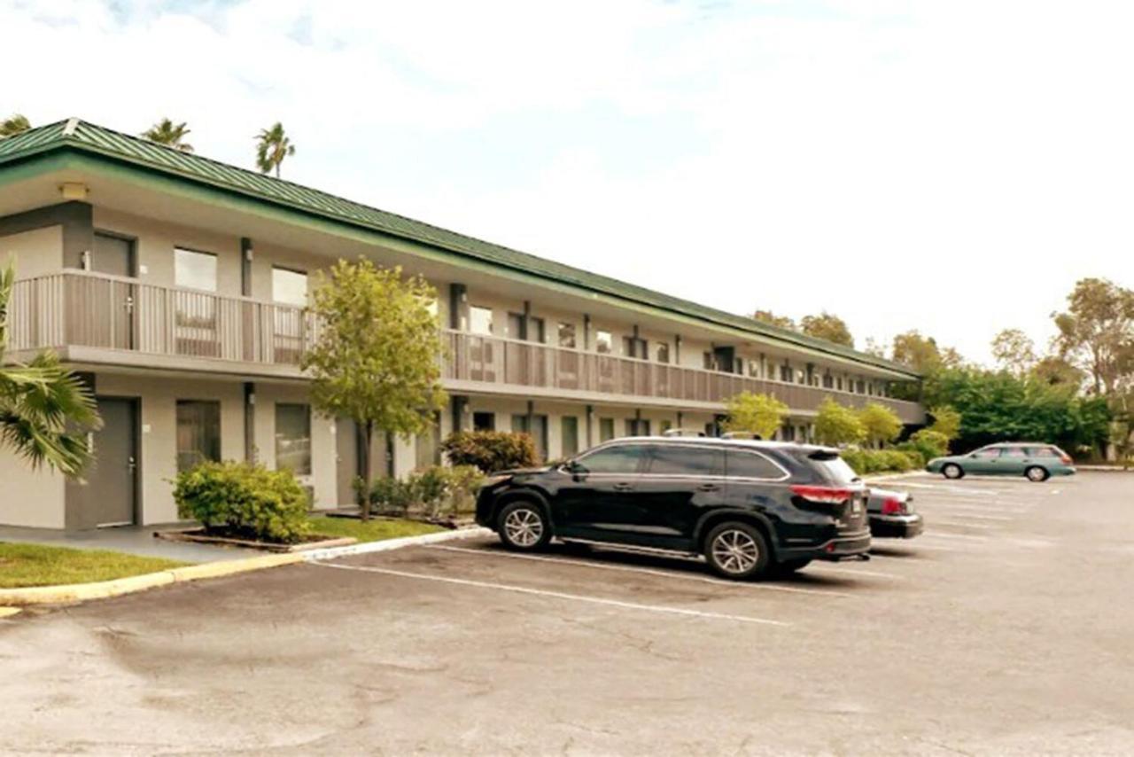 Marina Vibes - Sarasota Hotel South Bradenton ภายนอก รูปภาพ
