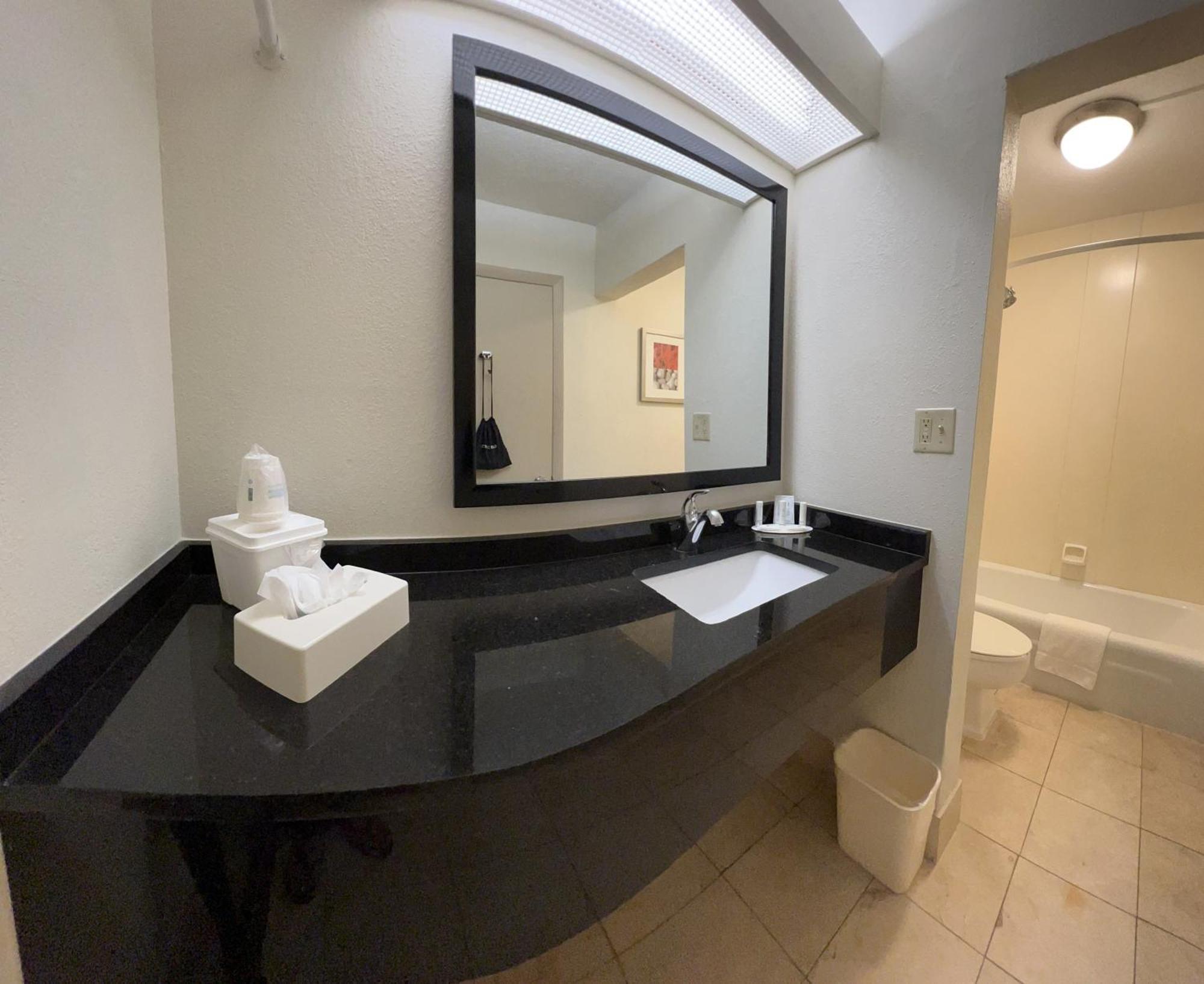 Marina Vibes - Sarasota Hotel South Bradenton ภายนอก รูปภาพ